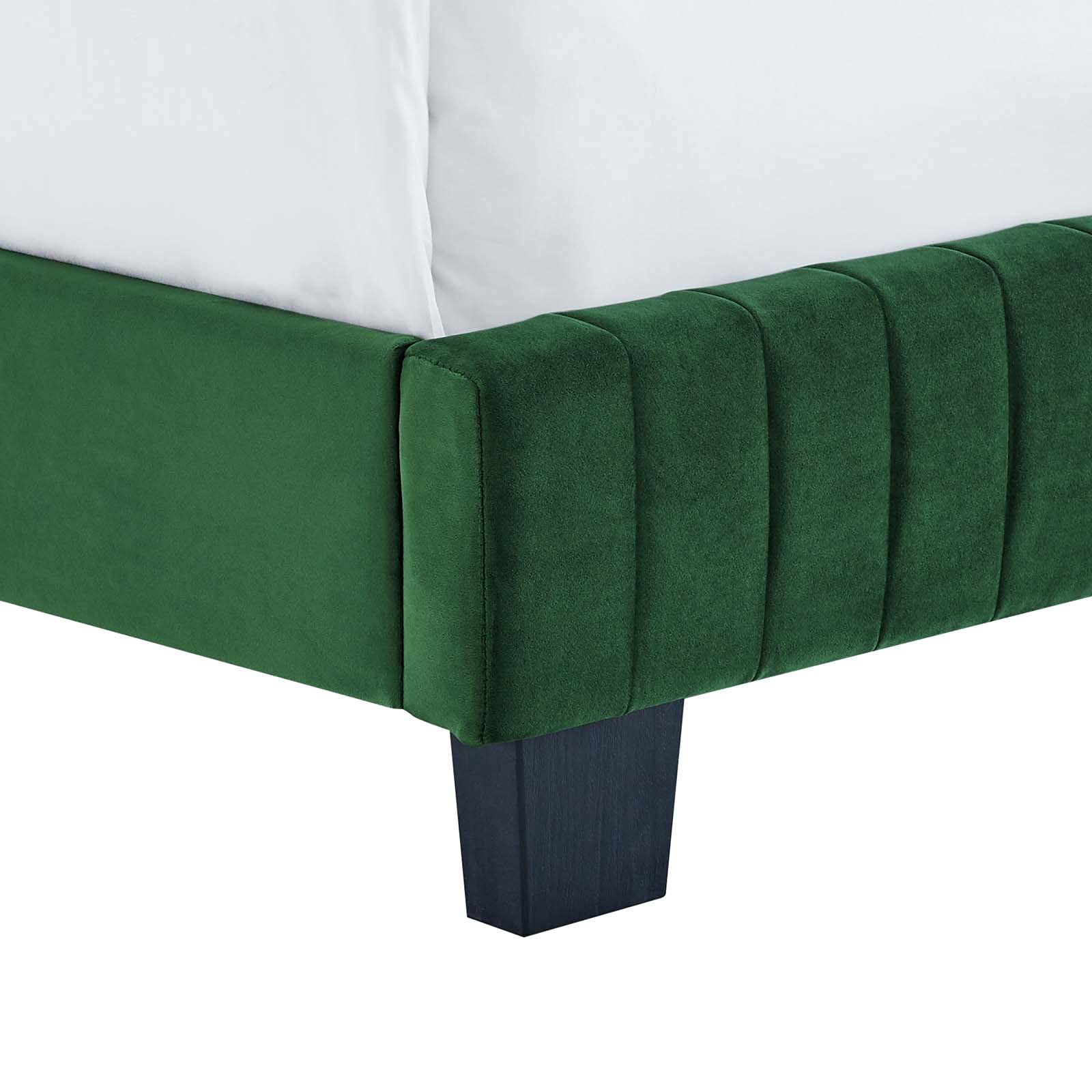 Modway Celine Channel Tufted Performance Velvet Full Bed in Emerald