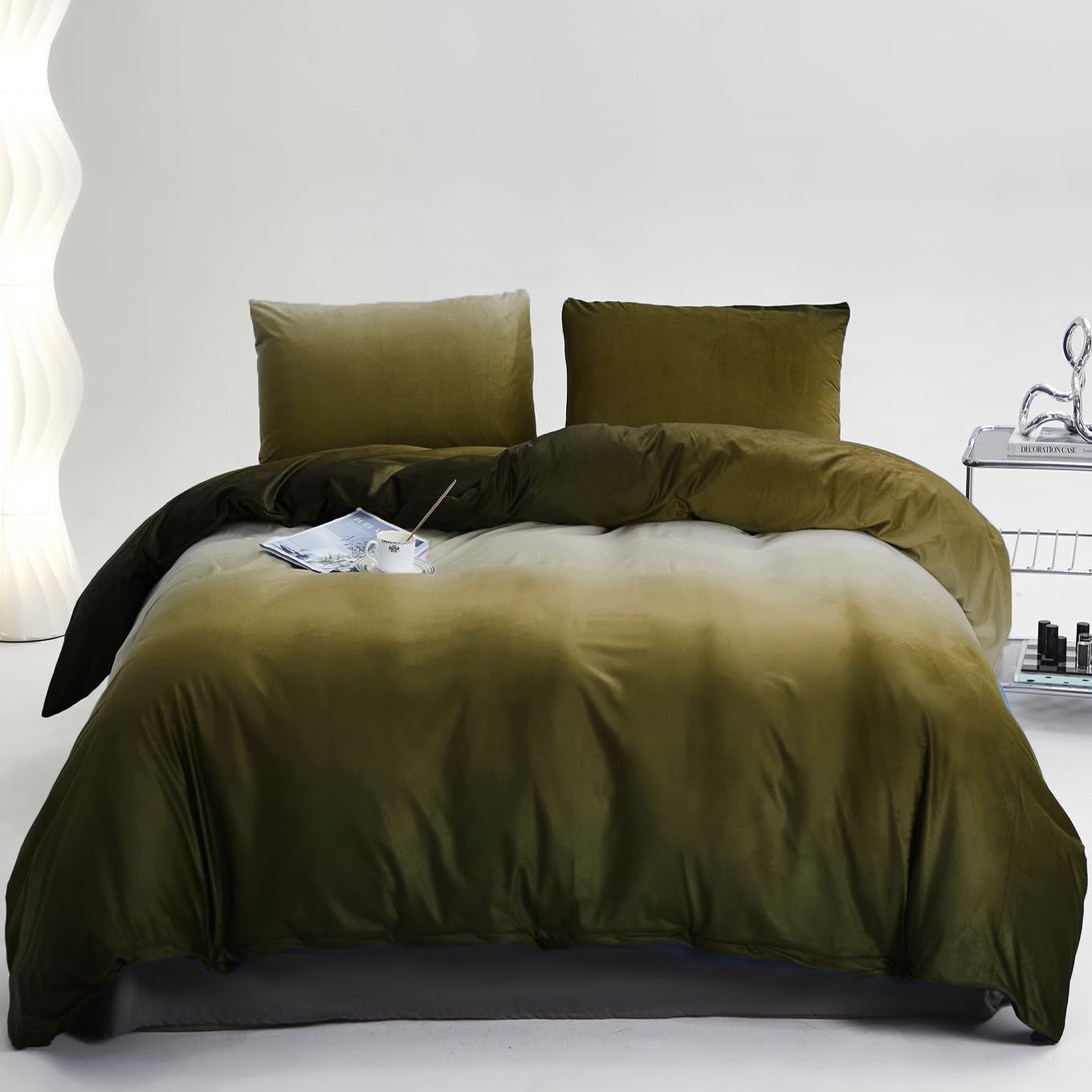 Karever Green White Comforter Set Velvet King Gradient Olive Green Bedding Comforter Women Plain White And Army Green Gradient S