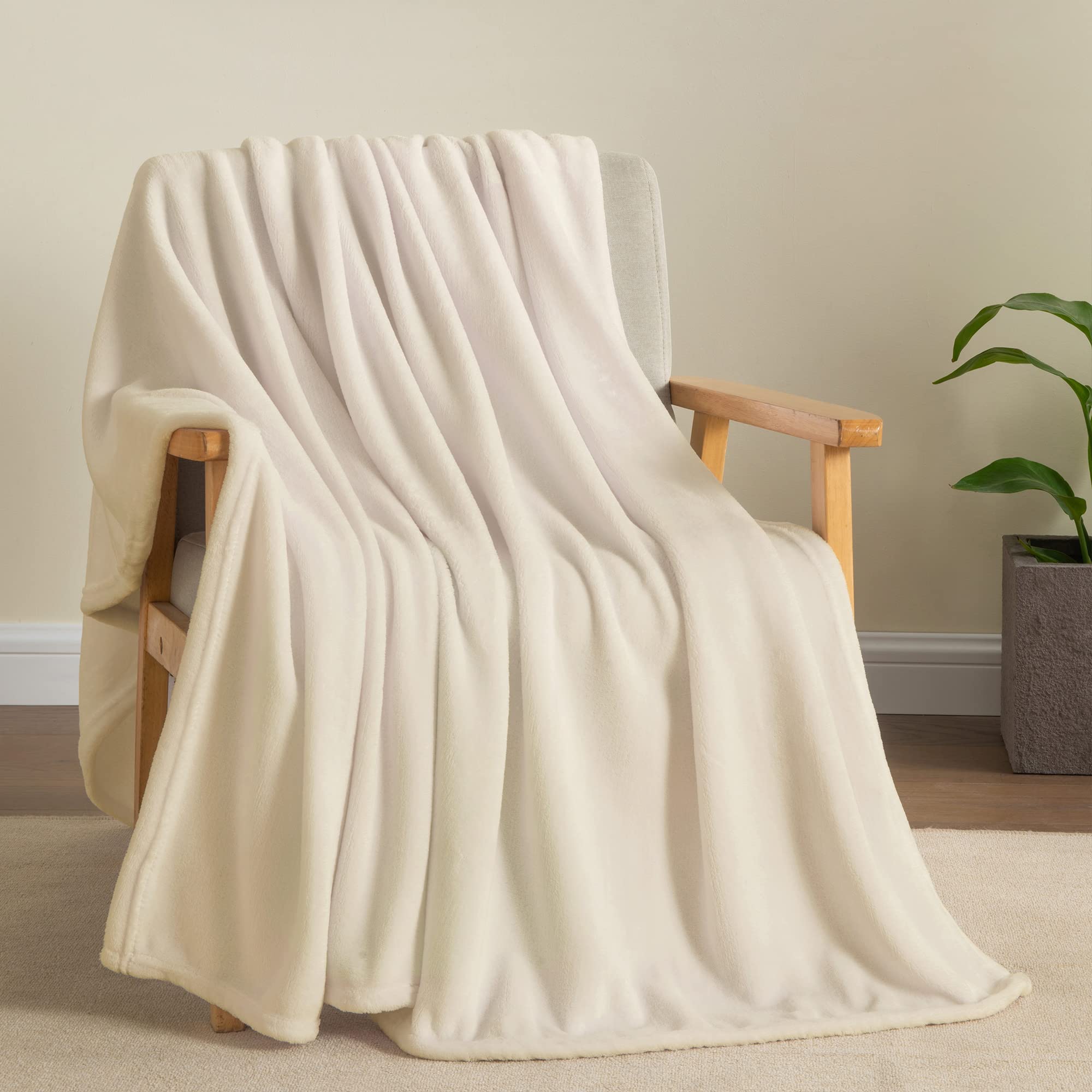 Bedelite Fleece Blankets Queen Size Beige Throw Blankets For Bed, Luxury Plush Cozy Fuzzy Blanket 90X90 Inches, Super Soft Warm
