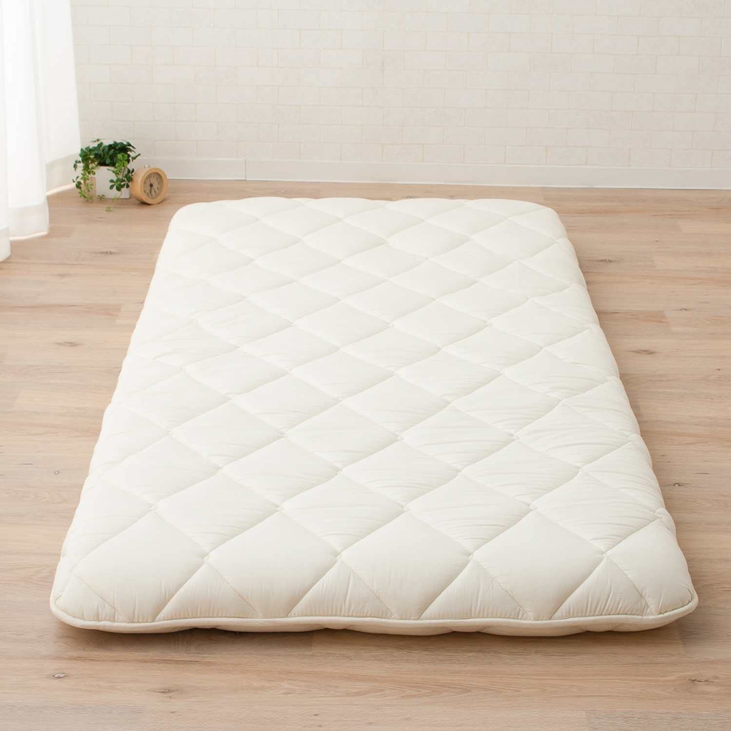 Emoor Japanese Futon Mattress Classe Full Made In Japan White, Foldable Floor Sleeping Bed Tatami Mat