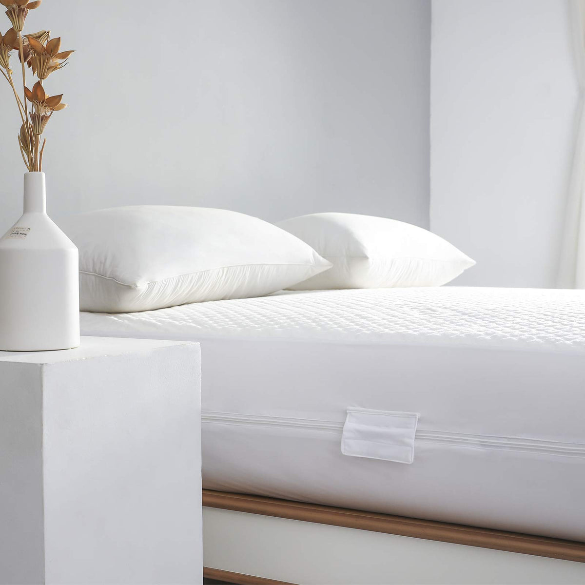 Twin Size Zippered Waterproof Mattress Protector Cover With Zipper-360 Top Removable Mattress Encasement 10-13' Deep
