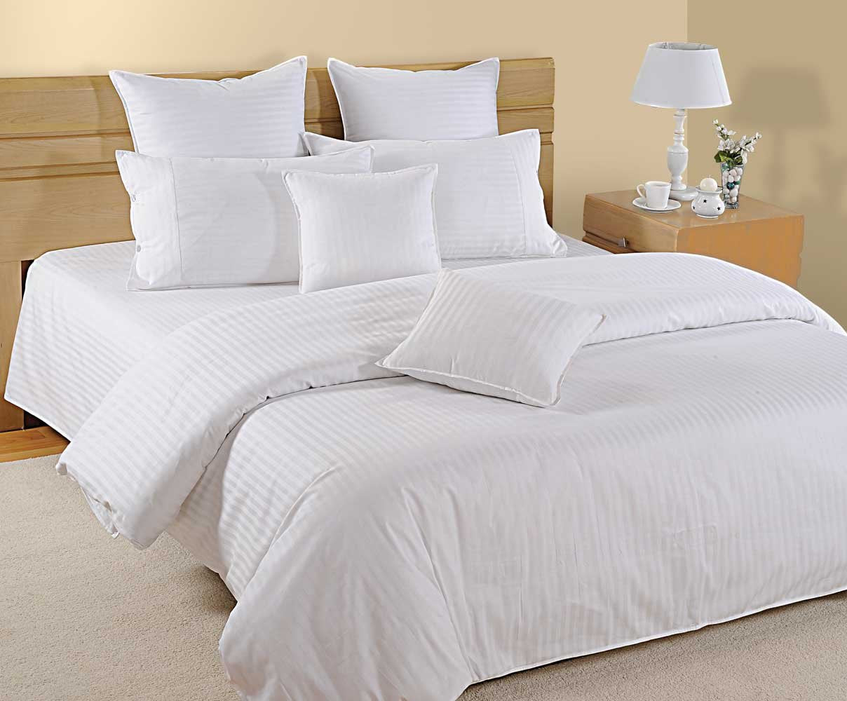 Swayam Pure Moon Cotton Single Ac Comforter  White (Pds Acs 11White)
