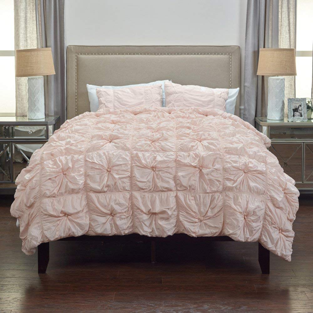 Rizzy Home | BT1392 | Polyester Comforter | 90&quot;x92&quot; Pink Solid