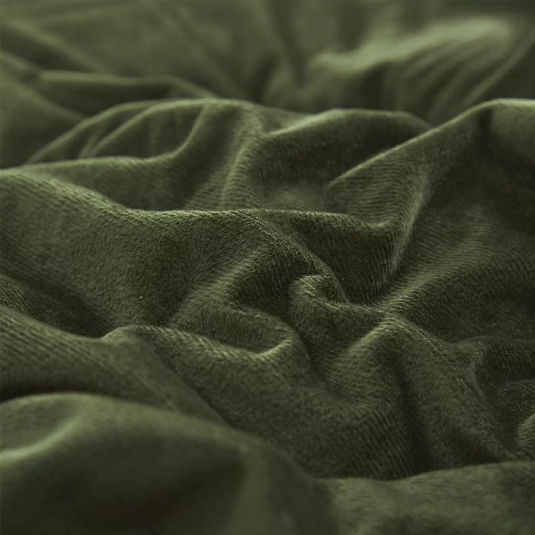 Clothknow Army Green Velvet Comforter Set California King 3Pcs Dark Green Fluffy Bedding Comforter Sets Soft Green Comforter Set