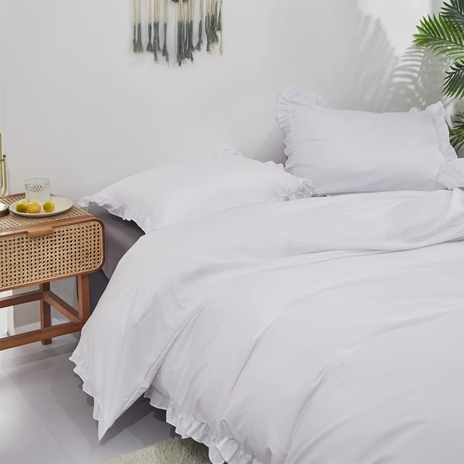 Luxlovery White Ruffle Comforter Set Twin Farmhouse Bedding Comforter Set Boho Shabby Chic Plain White Blanket Quilts Vintage Ru
