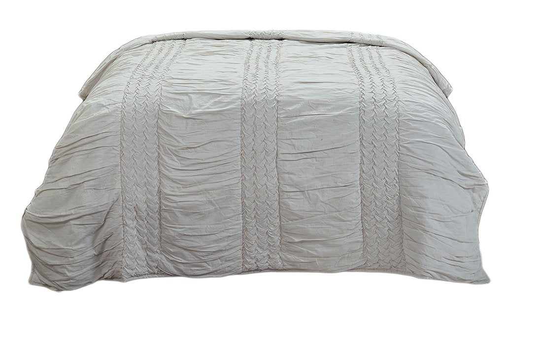 Rizzy Home | BT4057 | Polyester Quilt | 106&quot;x92&quot; Brown/Neutral/ Solid Textured