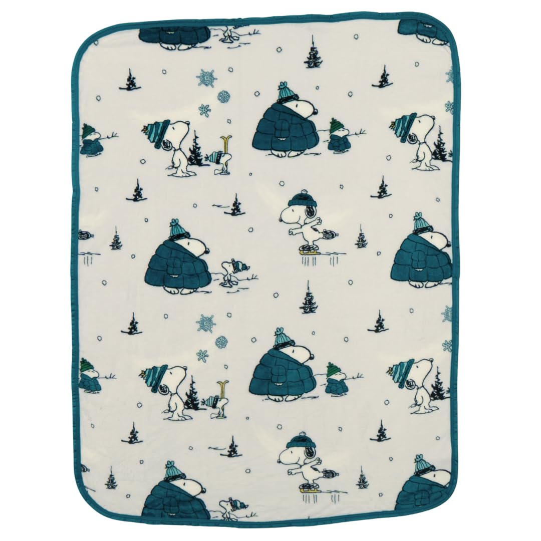 Franco Peanuts Snoopy Puffer Coat Holiday Christmas Bedding Super Soft Silk Touch Throw, 40 In X 50 In, (Officially Licensed Pro