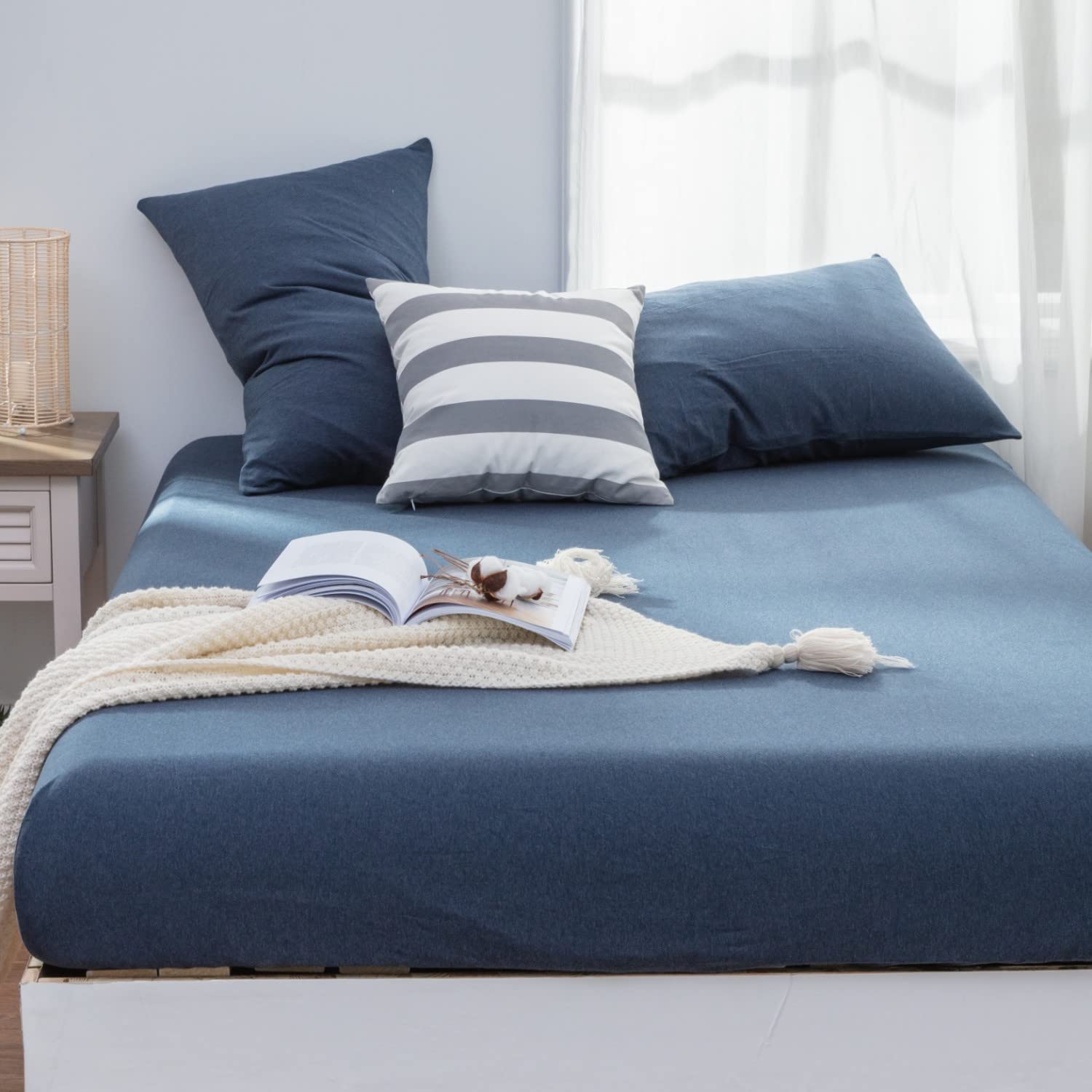 Lifetown 100% Jersey Knit Cotton Sheet, Extra Deep Pocket Sheet, 1 Fitted Sheet With 2 Pillowcases, Wrinkle-Free Ultra Soft (Nav