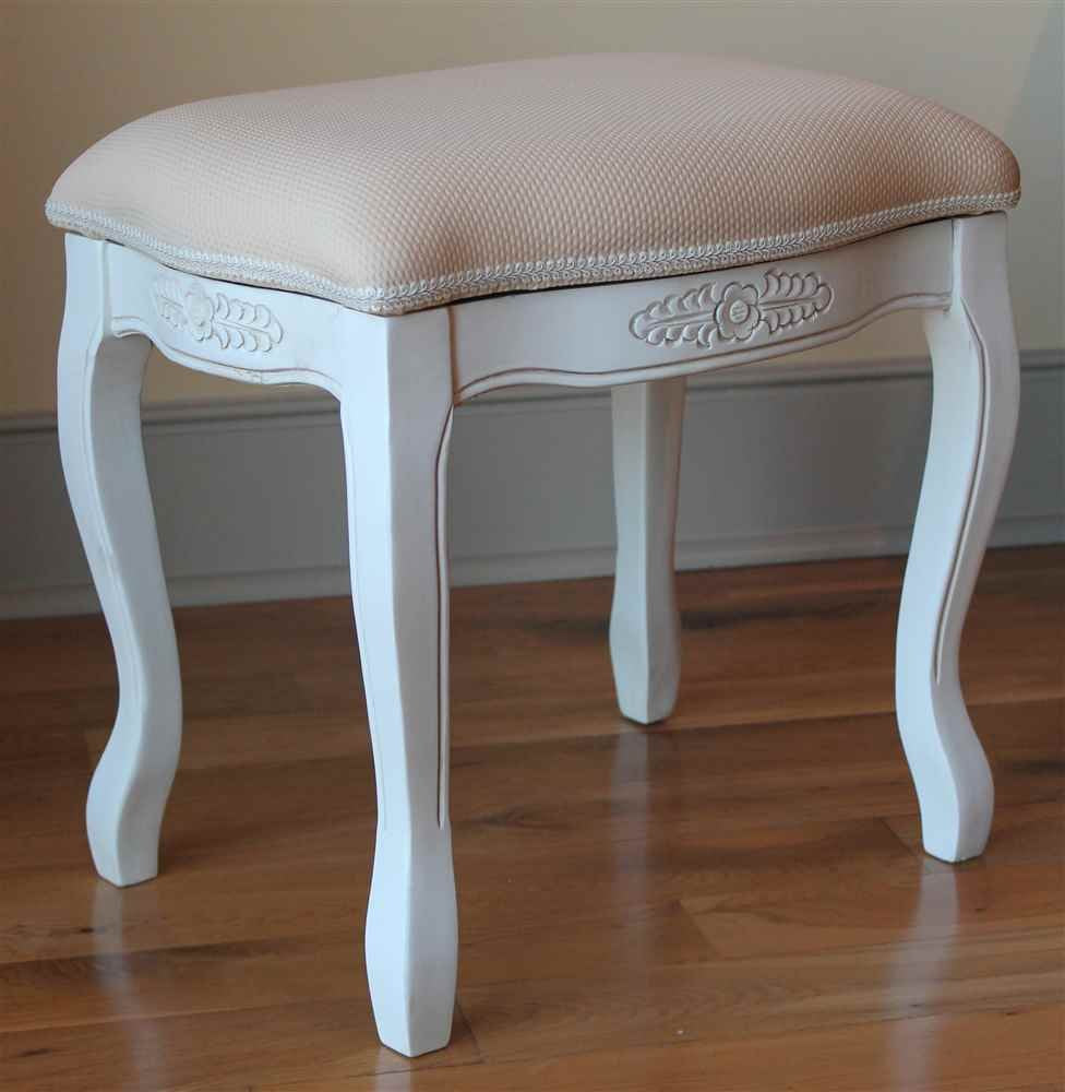 International Caravan Windsor Hand Carved Vanity Stool