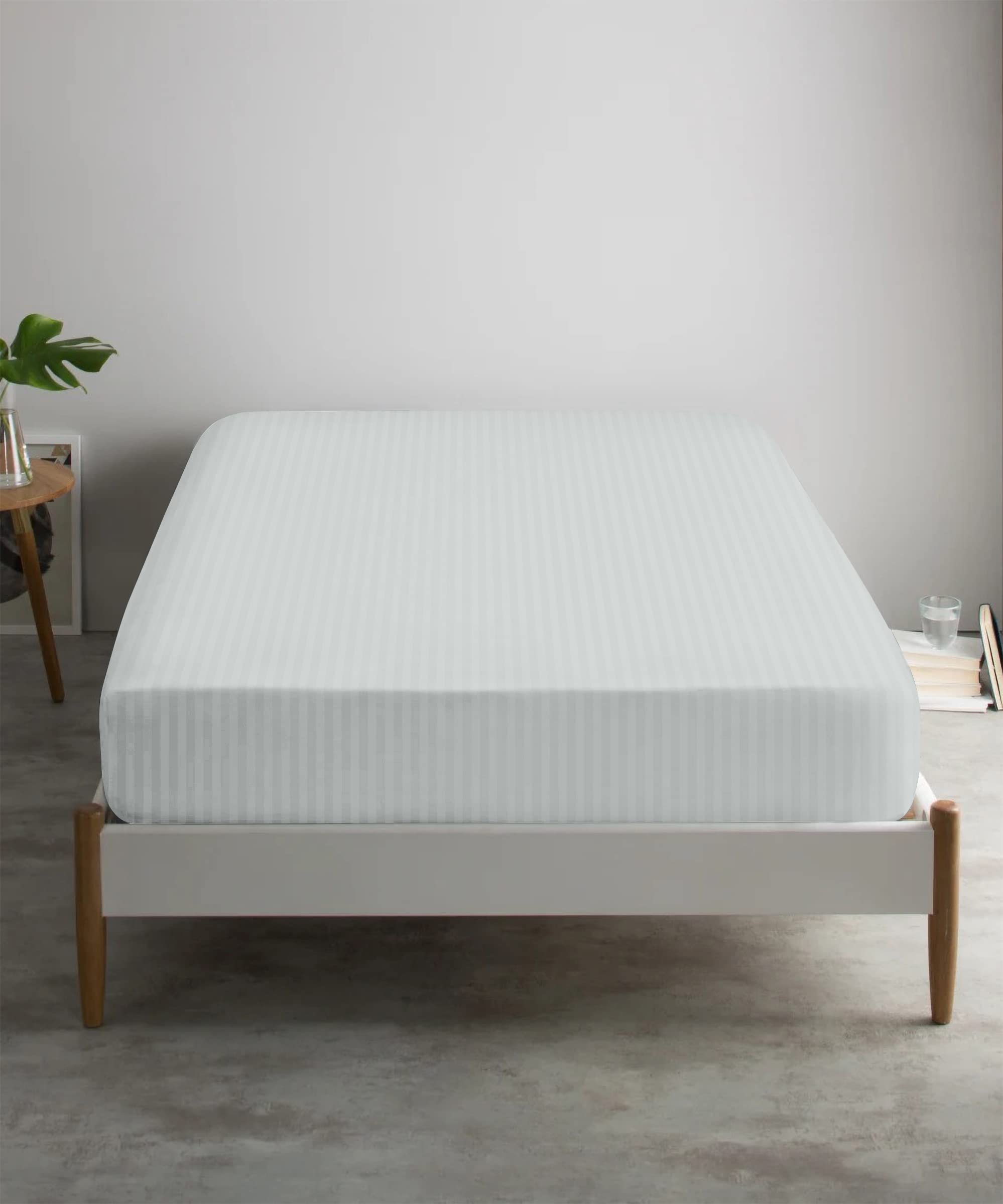 Feather & Stitch New York 1 Piece Fitted Sheet California King Size, 100% Cotton 18 Inch Extra Deep Pocket, 500 Thread Count Premium Sateen Weave, Elastic Fit Mattress Stretchable - Blue Blush