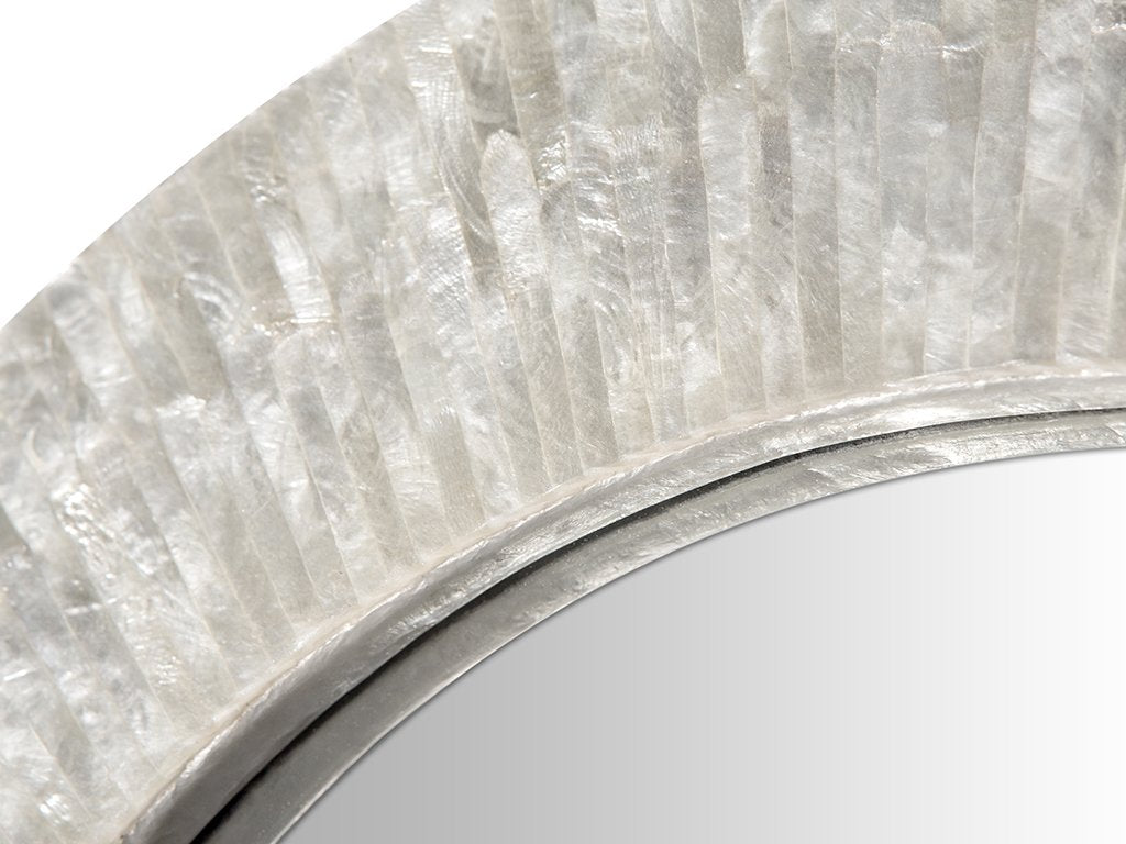 Kouboo 1040142, Pearlescent White Round Capiz Seashell Sunray Wall Mirror