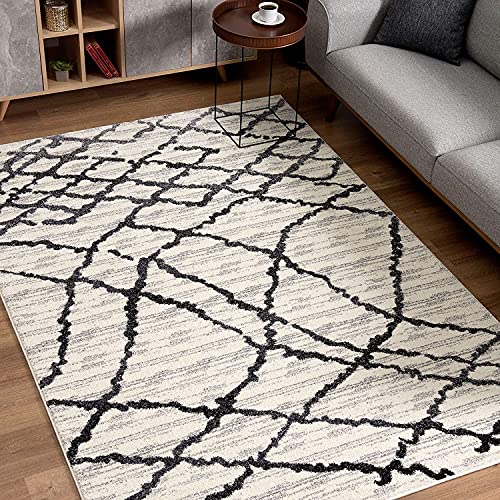 HomeRoots White Grey 100% Twisted Polyester 7â€ x 9â€ Gray and Black Modern Abstract Area Rug