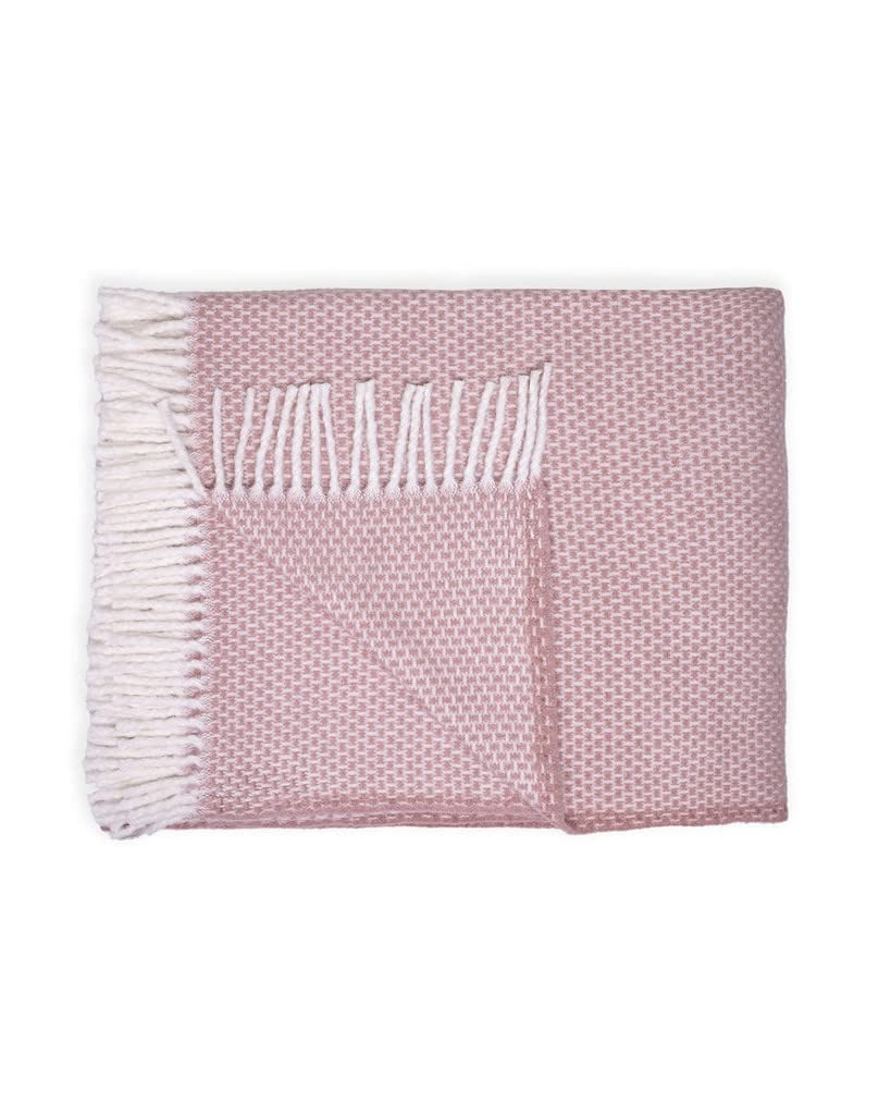 HomeRoots Cotton/Acrylic Soft Dusty Rose Links Pattern Throw Blanket
