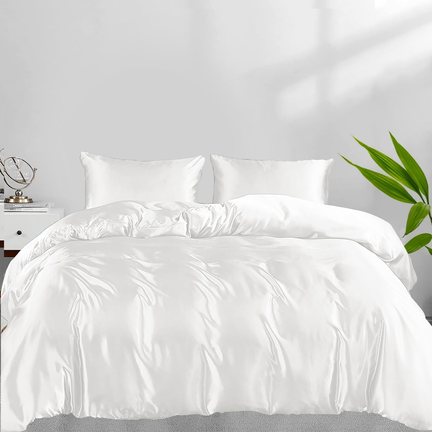 Linenwalas White Duvet Cover Set Queen Size - Rayon Derived From Bamboo, Soft Silky, Cooling Comforter Cover, 3 Pieces Sets With