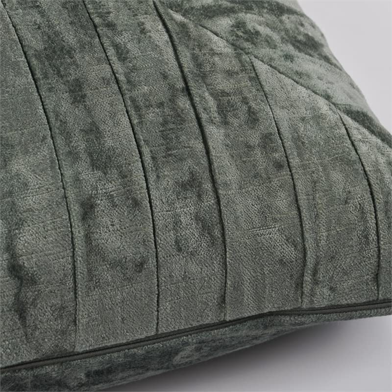 Kosas Home Laurant 14X26 Transitional Velvet Throw Pillow In Forest Green