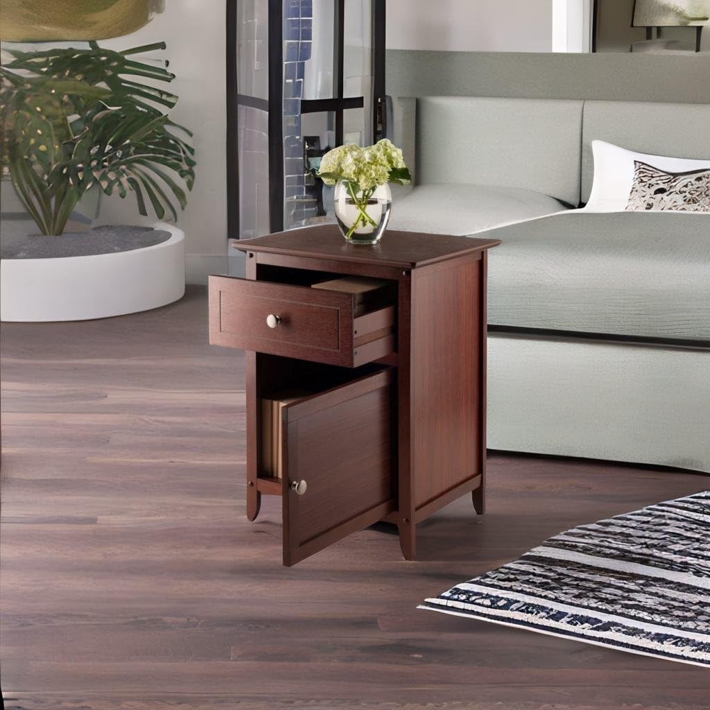 Ergode Wood Eugene Accent Table - Versatile & Elegant Walnut Finish