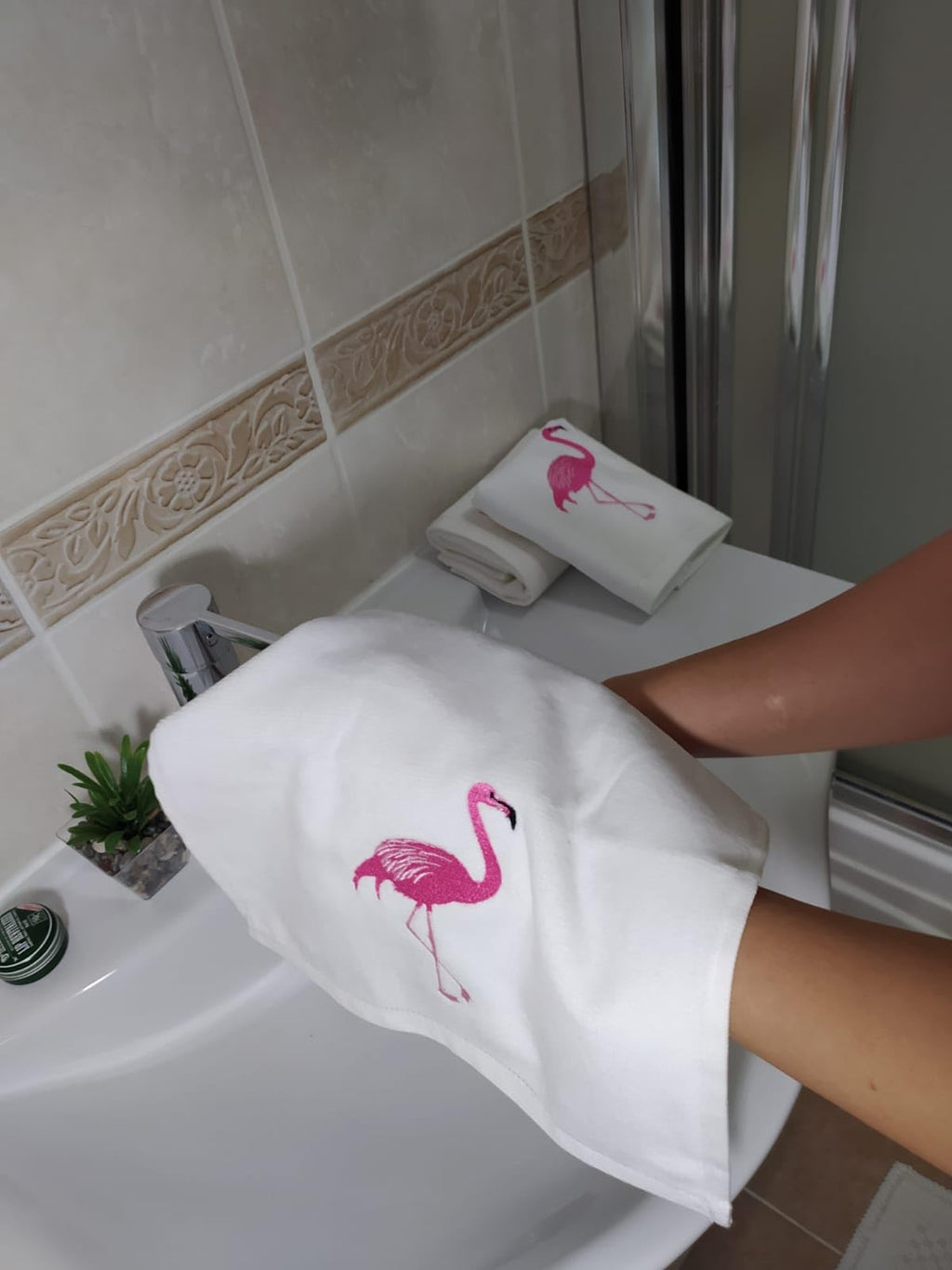 2 Pack White Flamingo Hand Towels, 100% Soft Cotton, Basket Stuffers, (12X20 Inches) Decor Hand Towels Gift Packed, Decorative H
