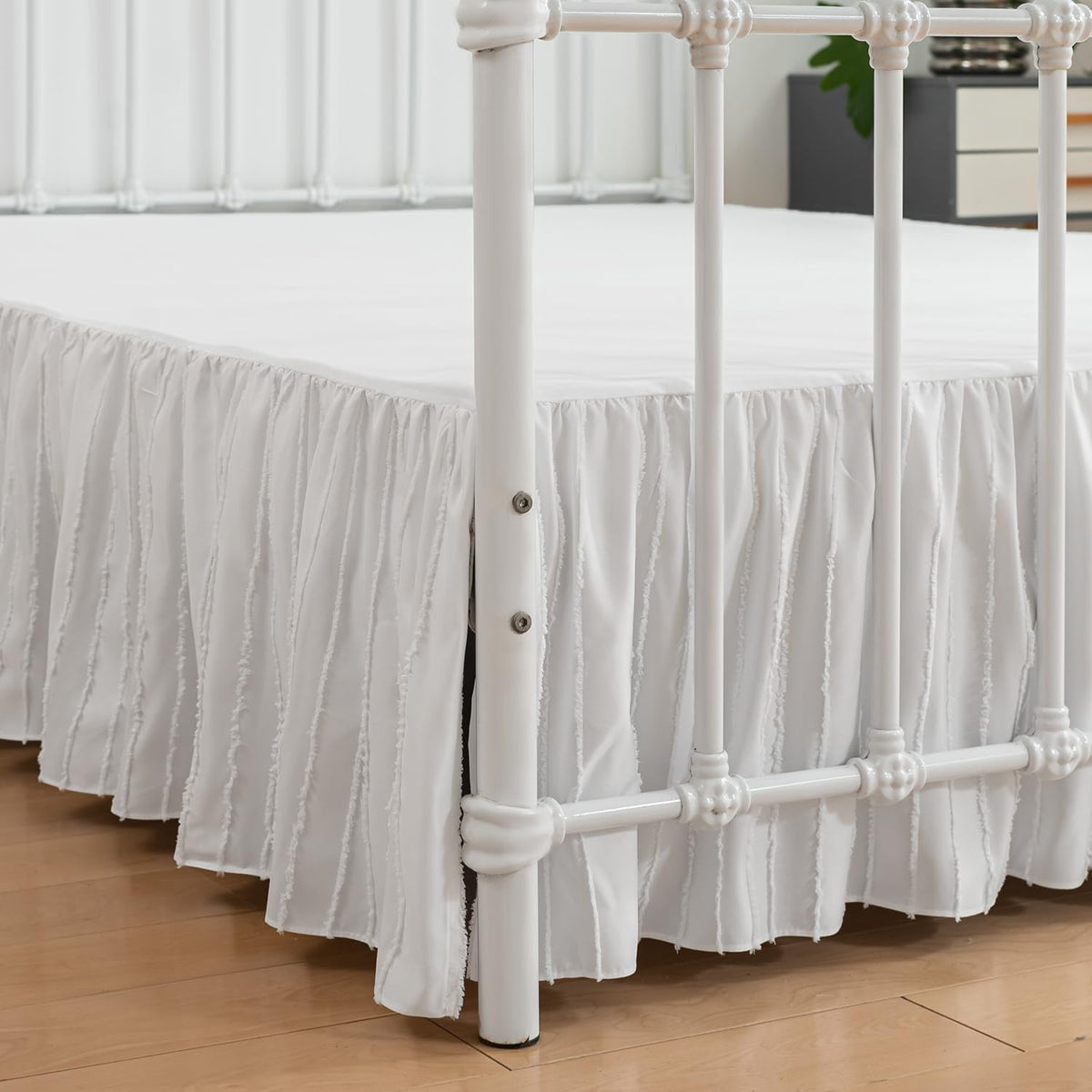 Striped Tufted Bed Skirt King Size, Ruffled Bed Skirt With Split Corners, King Bed Skirt 14 Inch Drop, Striped Boho King Size Be