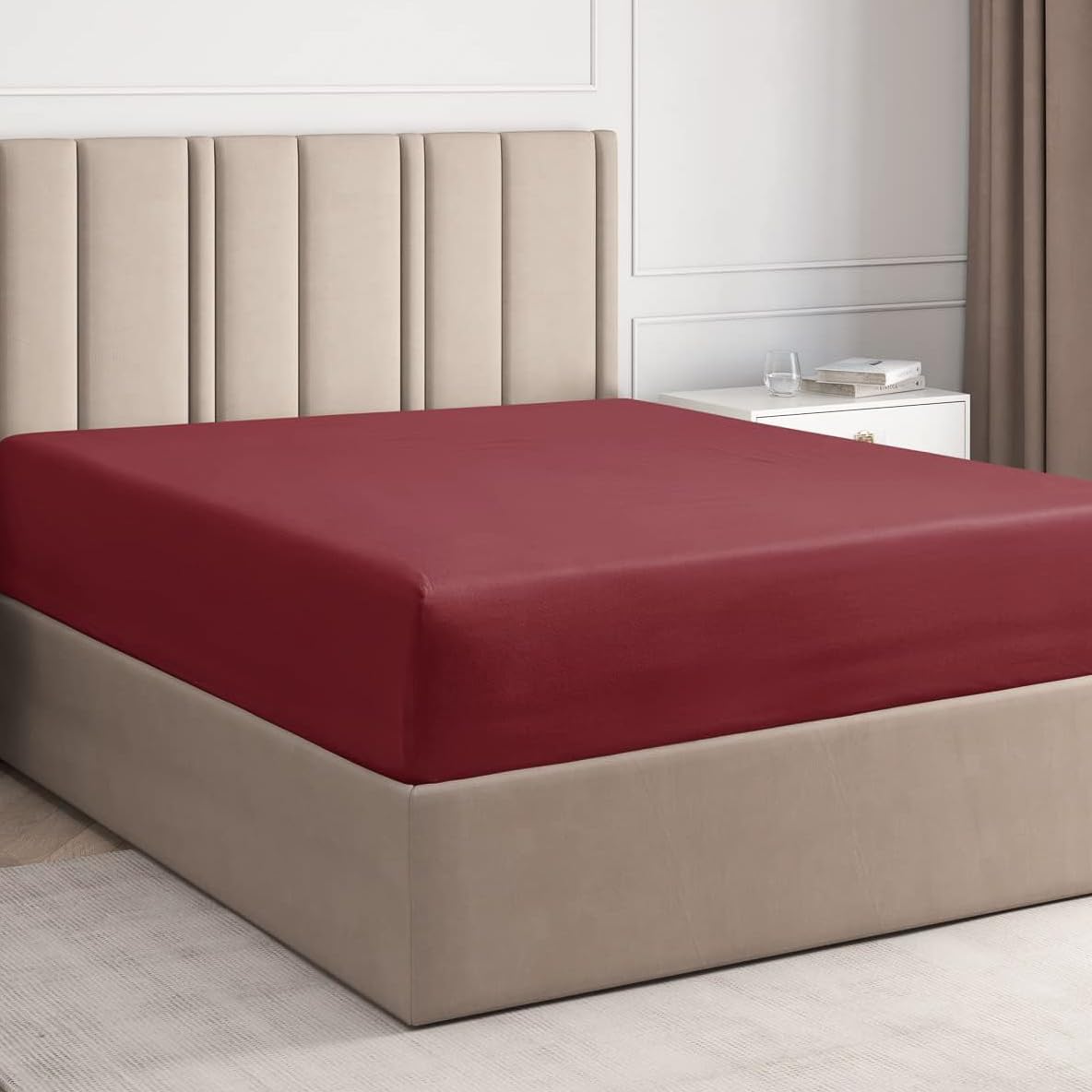 Queen Fitted Bed Sheet - Hotel Luxury & Cooling Single Fitted Sheet Only - Easily Fits Mattress Up To 16 Inches Perfectly - Soft, Wrinkle Free, Breathable & Comfy Burgundy Single Fitted Bed Sheet