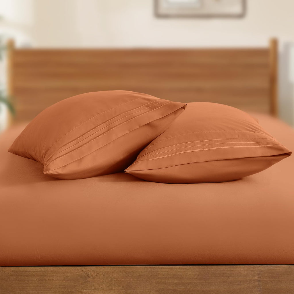 Horbaunal 2 Pack Microfiber Pillowcases Queen Size Caramel Pumpkin Bed Pillow Cases With Envelope Closure, 1800 Thread Count Sof