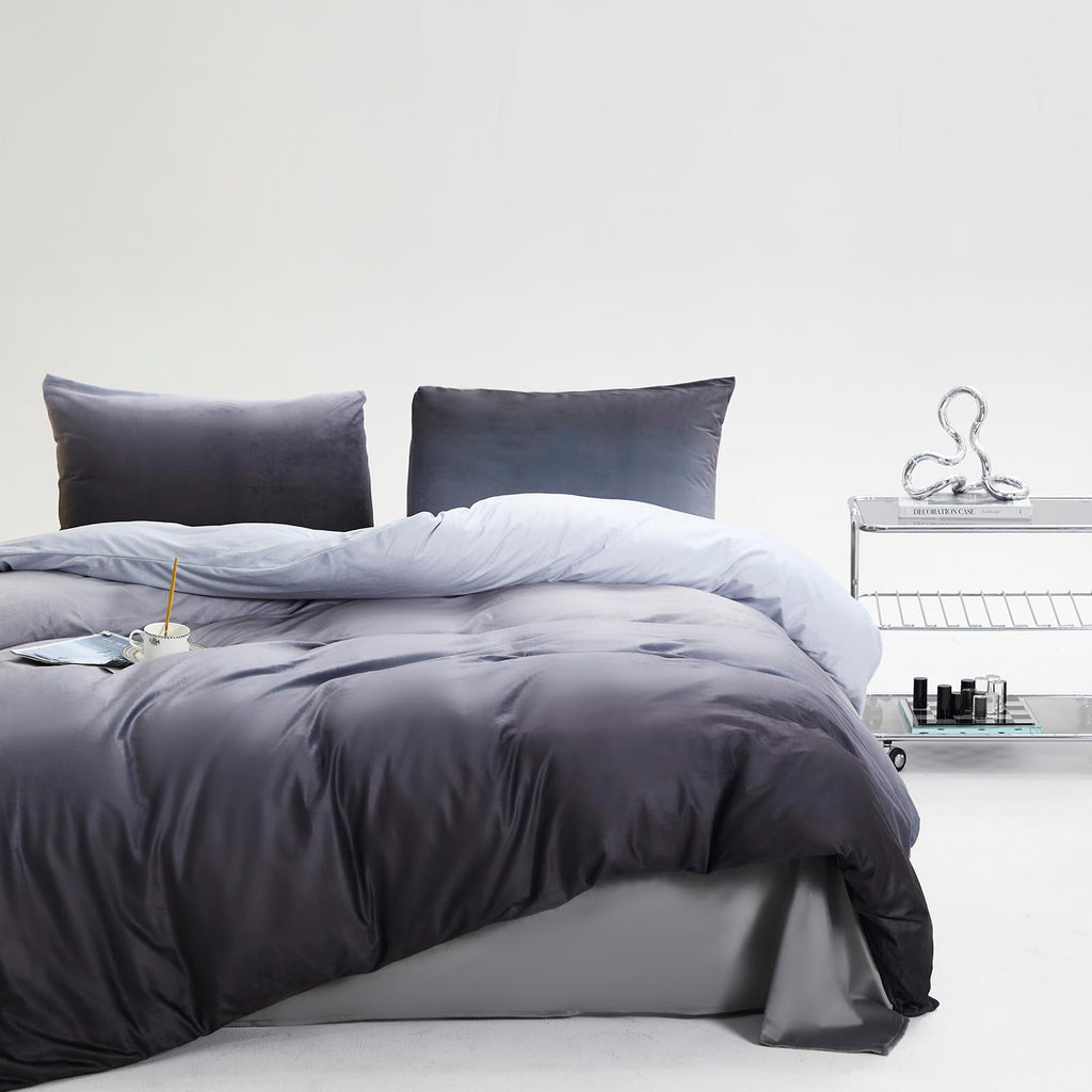 Clothknow Grey Velvet King Size Comforter Set 3Pcs Grey White Bedding Comforter Sets Fluffy Comforter King Soft Gray King Size Comforter Sets