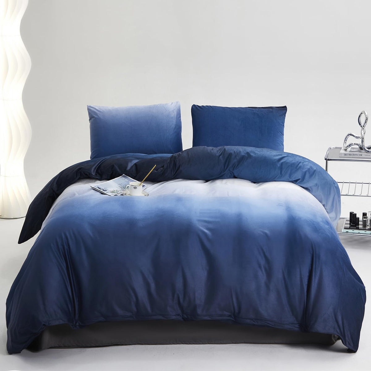 Luxlovery Blue Gradient Velvet Comforter Queen Fluffy Plush Flannel Bedding Set Queen Size Men Women Army Blue White Sherpa Micr