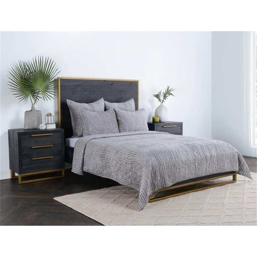 Kosas Home Dimitry Transitional Rayon Velvet & Cotton Sateen Queen Quilt In Gray