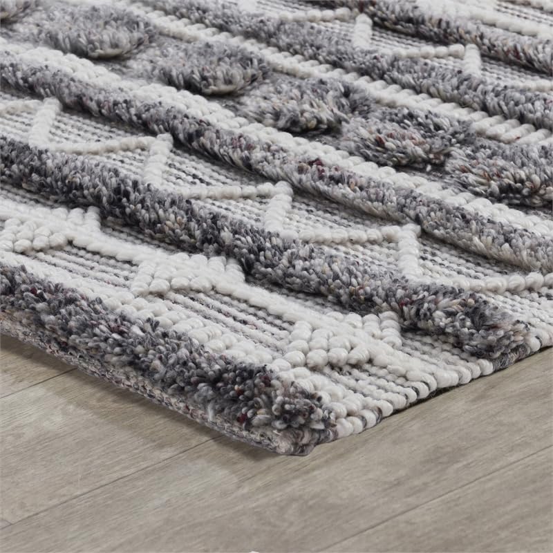 Kosas Home Tonopah 96 X 120 Geometric Polyester Fabric Area Rug In Ivory/Gray