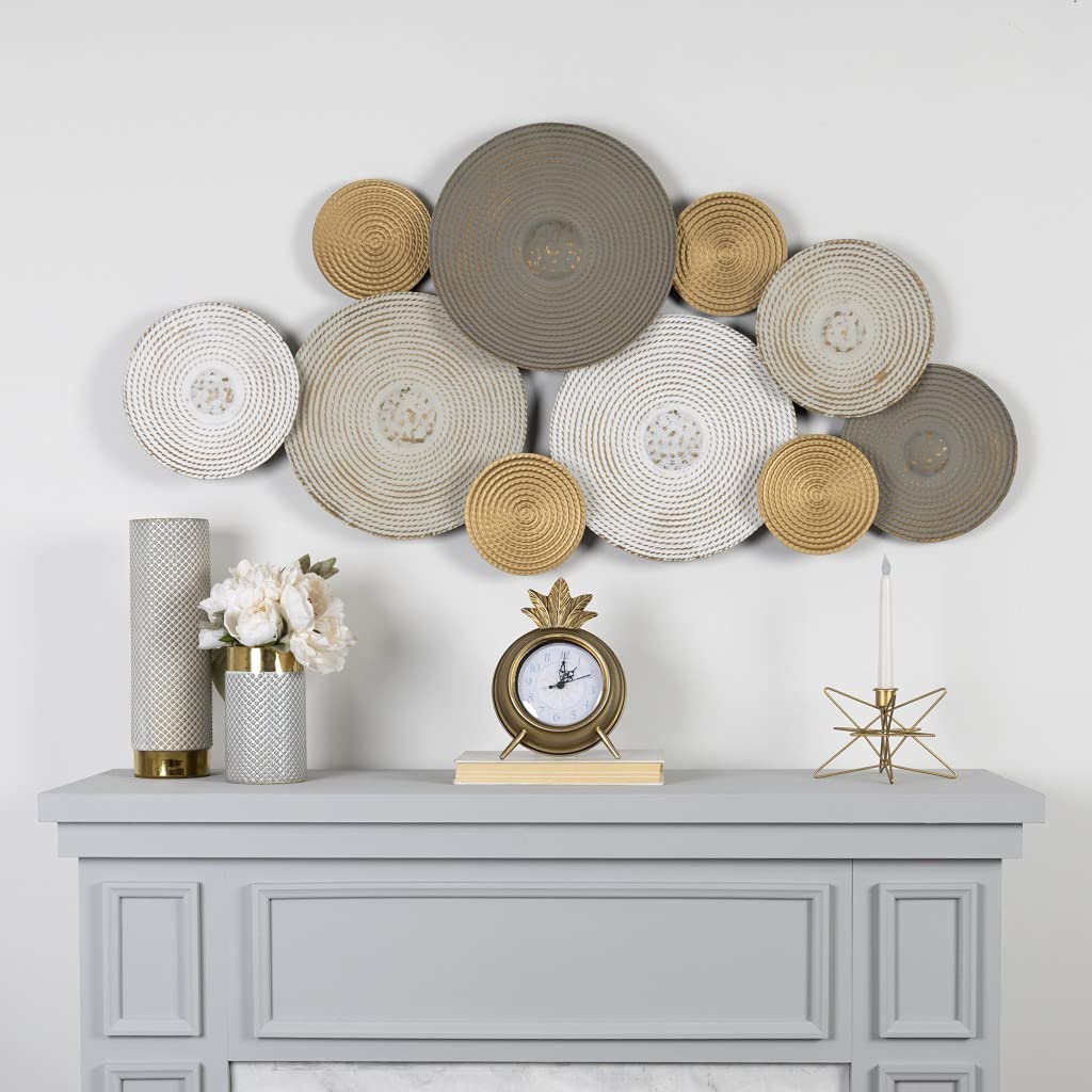 HomeRoots 100% Metal Shiny Gold 3D Wire Star Taper Candle Holder