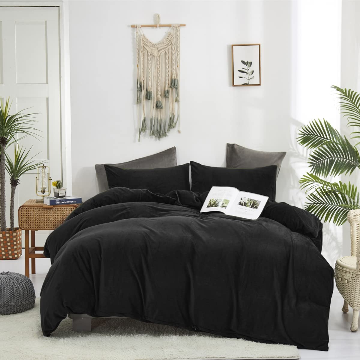 Houseri Black Velvet Comforter Set Full Size Teen Boys Solid Black Fluffy Bedding Sets Girls Black Fuzzy Comforter All Black She