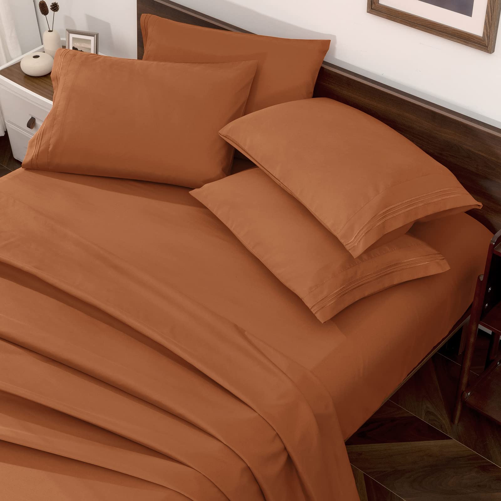 Horbaunal Caramel Pumpkin Queen Size Sheet Set - 6 Piece Luxury 1800 Thread Count Bedding Sheets & Pillowcases - 16 Inch Deep Po