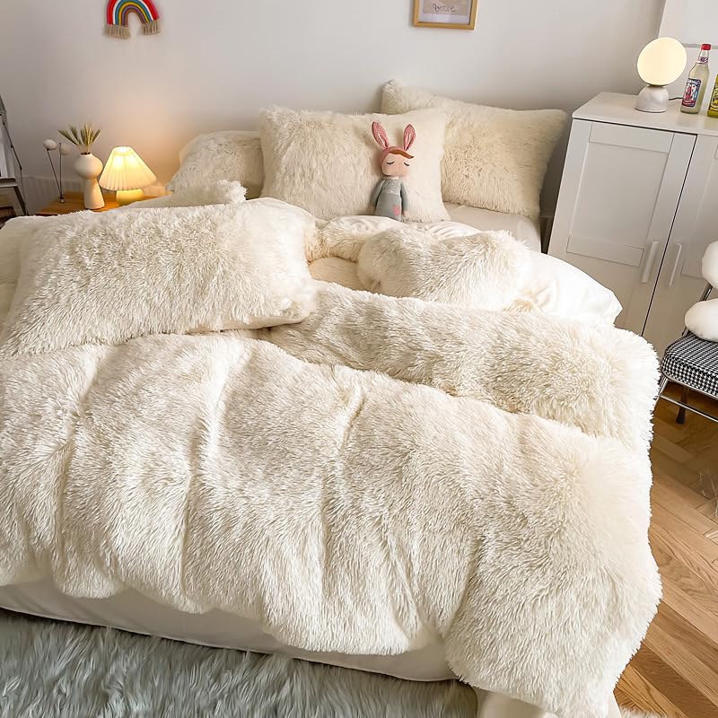 Chovy Faux Fur Plush Milky White Comforter Sets King - Ultra Soft Shaggy Flannel Velvet Fluffy Fuzzy 3Pc Bedding Set (Comforter