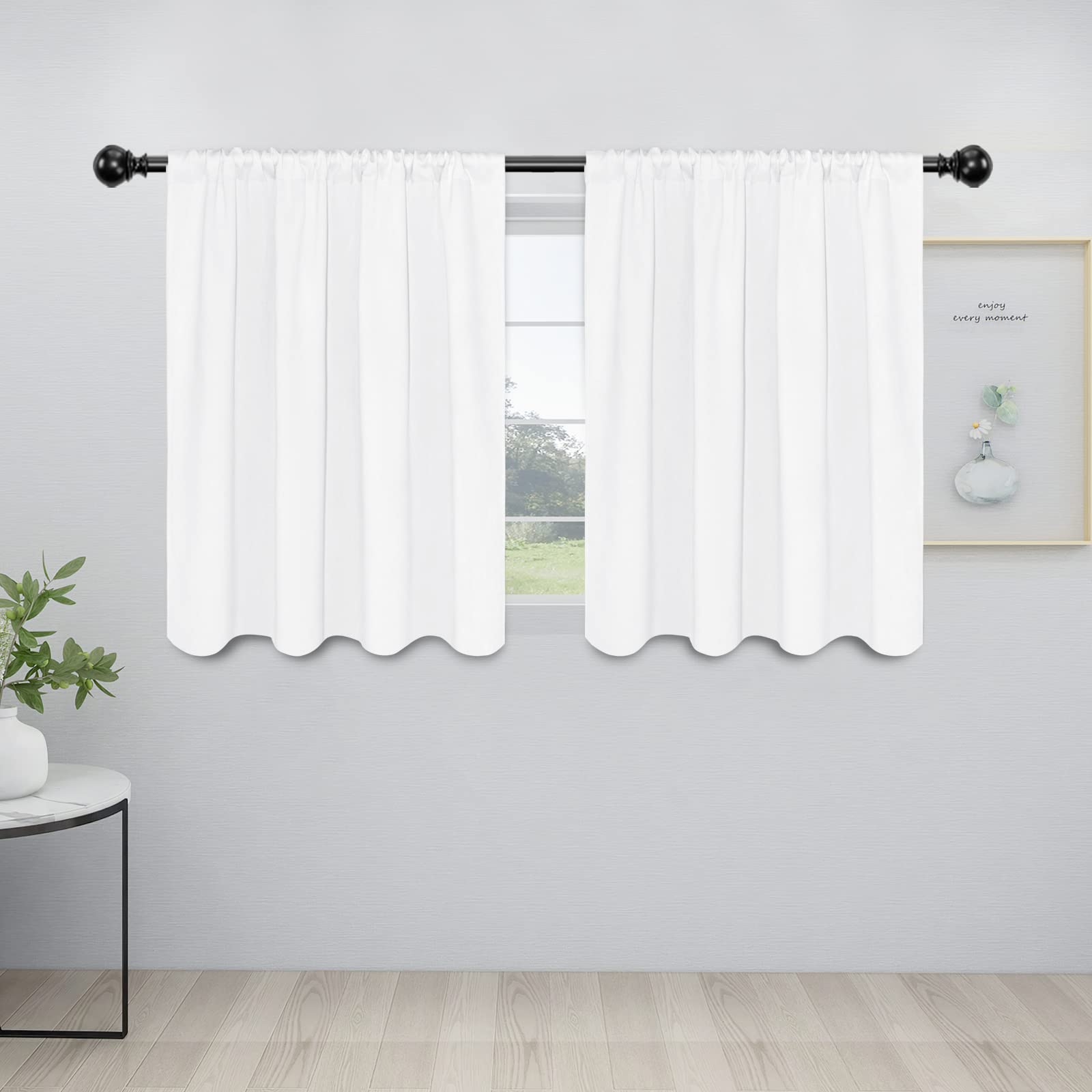 Easy-Going Rod Pocket Blackout Curtains For Bedroom, Room Darkening Window Curtains For Living Room, Thermal Insulated Noise Reduction Solid Window Drapes, 2 Panels(42X36 In, White)