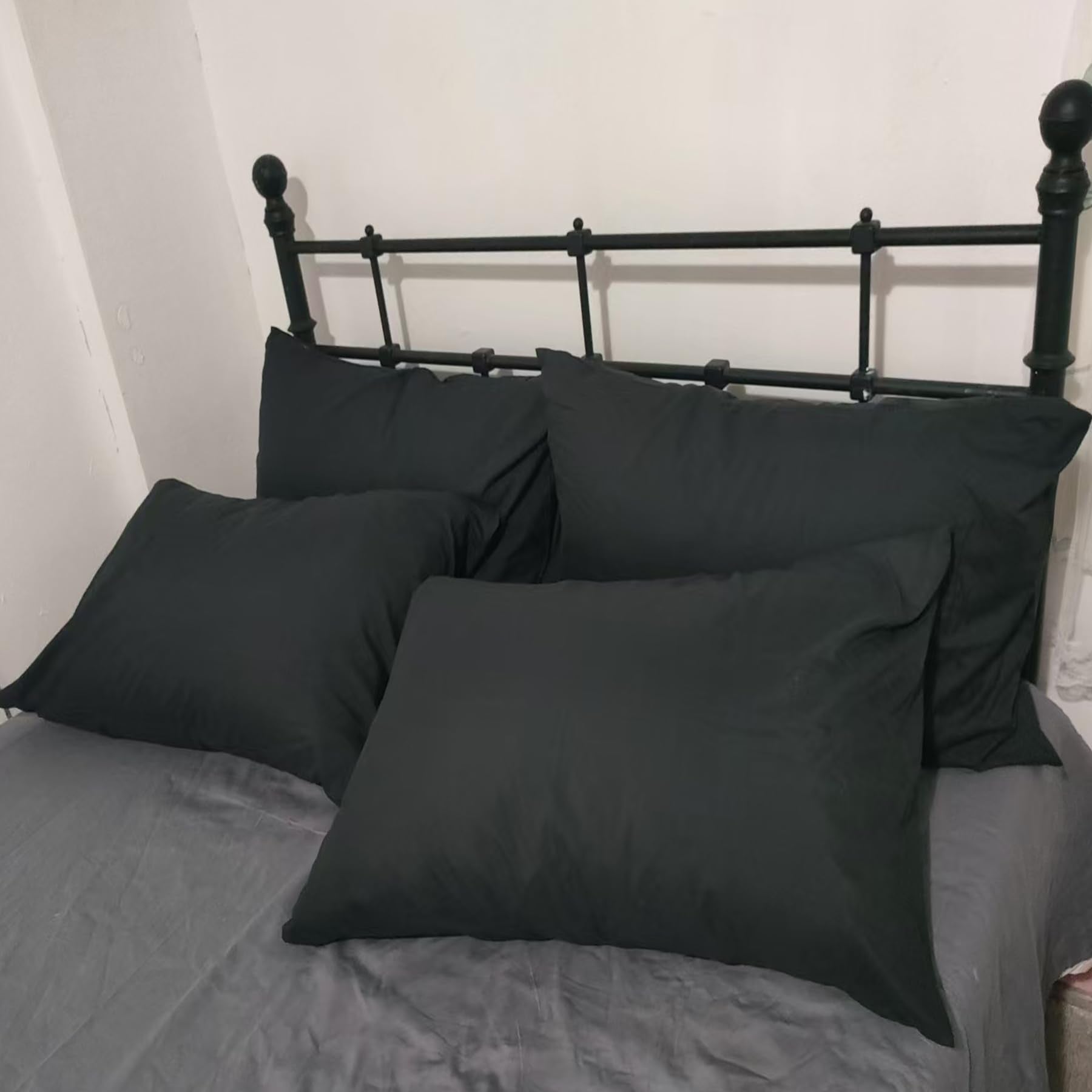 Premium Queen Pillowcases 4 Pack - Black Standard - Ultra Soft 1800 Thread Count Microfiber- Double Brushed - Allergies Free - W