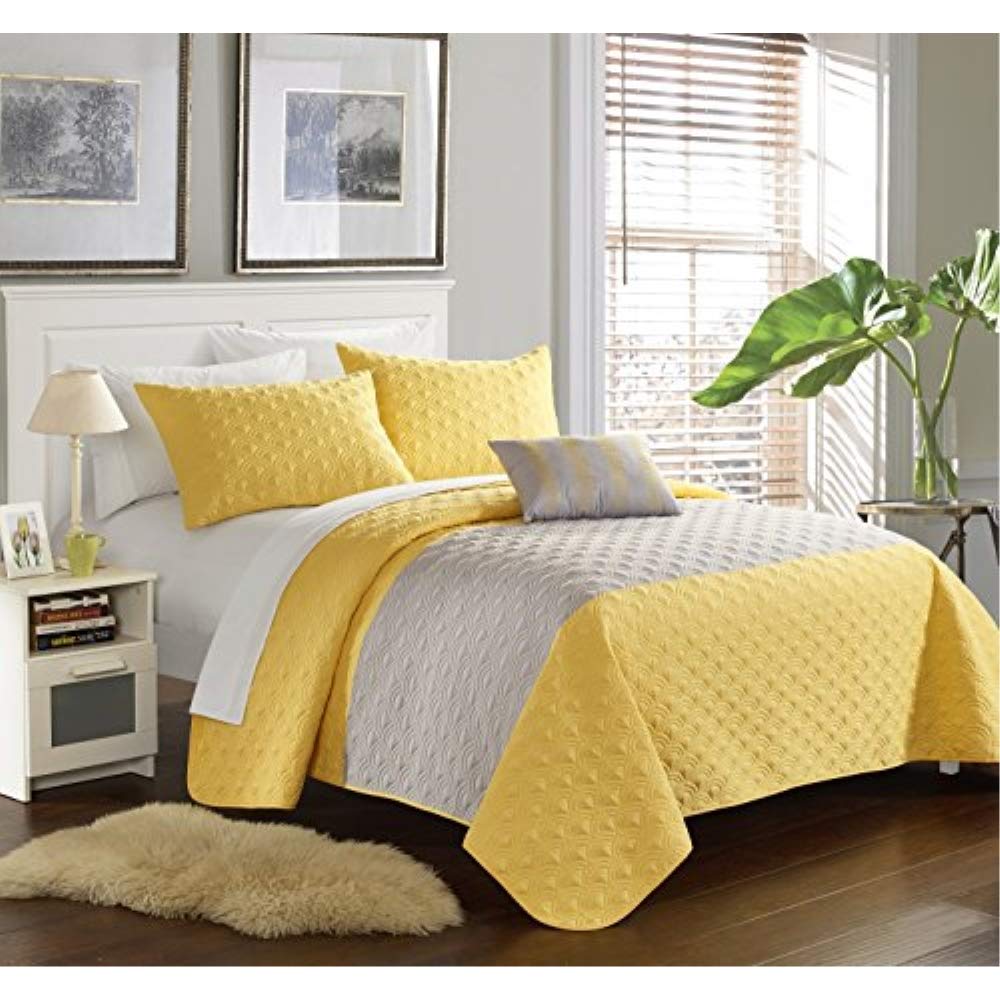 Chic Home Yellow Reversible Bed In A Bag Quilt Set, King Size (4 Piece), Dominic - Microfiber Bedding With Geometric Medallion B