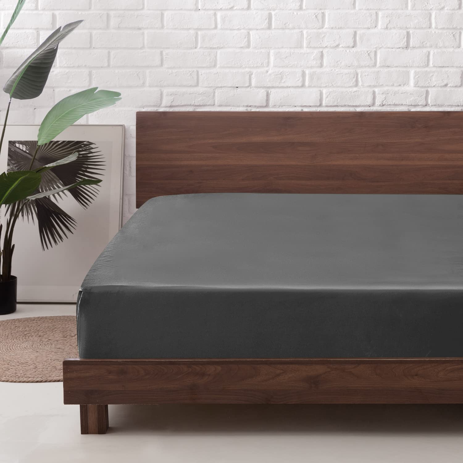 Mr&Hm Satin Fitted Sheet California King Size, Silky Bottom Sheet With Elastic Corner Straps, Deep Pocket Up To 15 Inch, No More