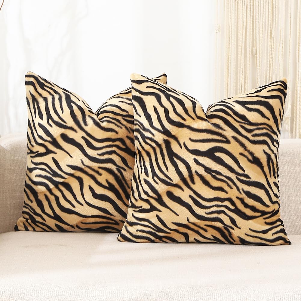 Carrie Home Tiger Decor Animal Print Tiger Pillow Covers Soft Velvet Throw Pillows 18X18 Set Of 2 Modern Farmhouse Home Decor Fo