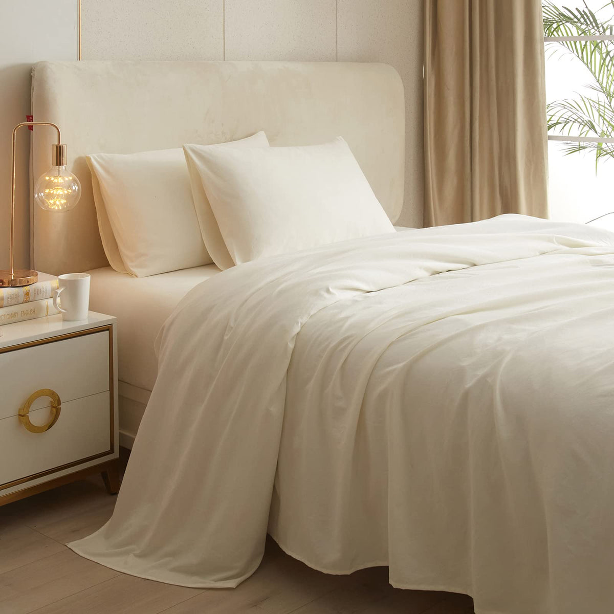 Cream King Size Bed Sheet Set - 4 Piece Cooling Bedding Sheets Set - Breathable Bedding Sheets & Pillowcases Set - Easy Fit Deep