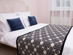 Saol Knitwear Bed Scarf Runner Made Of Soft Blend (Navy, King Bed)