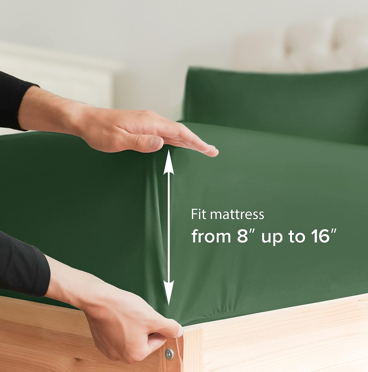 Twin Xl Size Fitted Bed Sheet - Hotel Luxury Single Fitted Bottom Sheet Only - Fits Mattress Between 8 To 16 Inches - Deep Pockets, Extra Soft And Wrinkle Free - Breathable & Cooling - Emerald Green