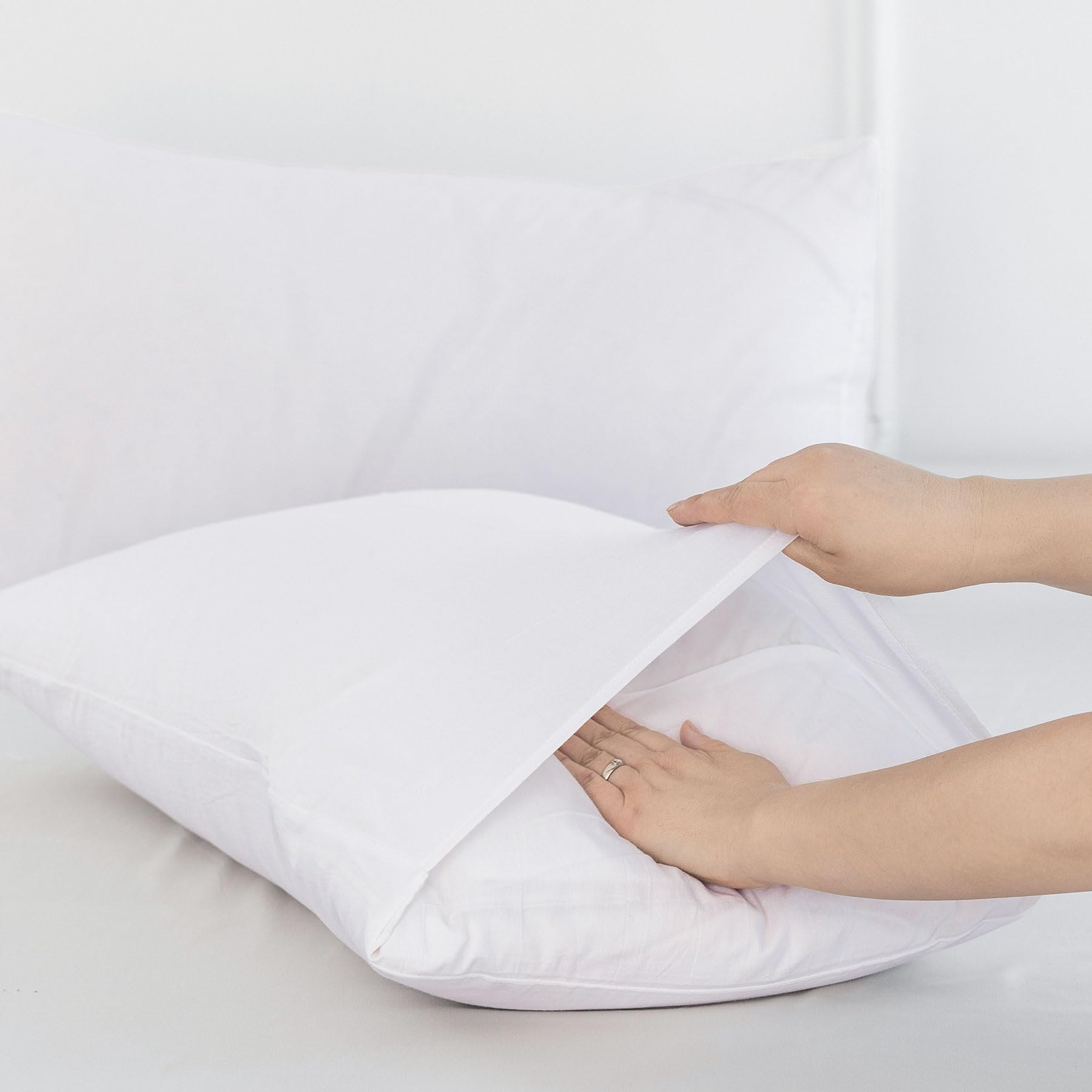 Moomee Bedding Pillowcases Pack Of 2 100% Washed Cotton Linen Like Textured Breathable Durable Soft Comfy (Bright White, Standar