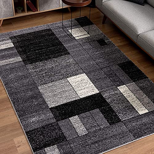 HomeRoots Grey 100% Twisted Polyester 7â€ x 9â€ Gray Distressed Geometric Area Rug