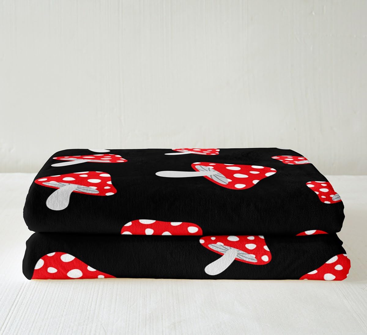 Feelyou Cute Mushrooms Plush Throw Blanket Red Mushrooms Sherpa Blanket Natural Wild Fungus Fleece Throw Blanket Botanical Fuzzy Blanket For Kids Boys Girls 30'X40' Black