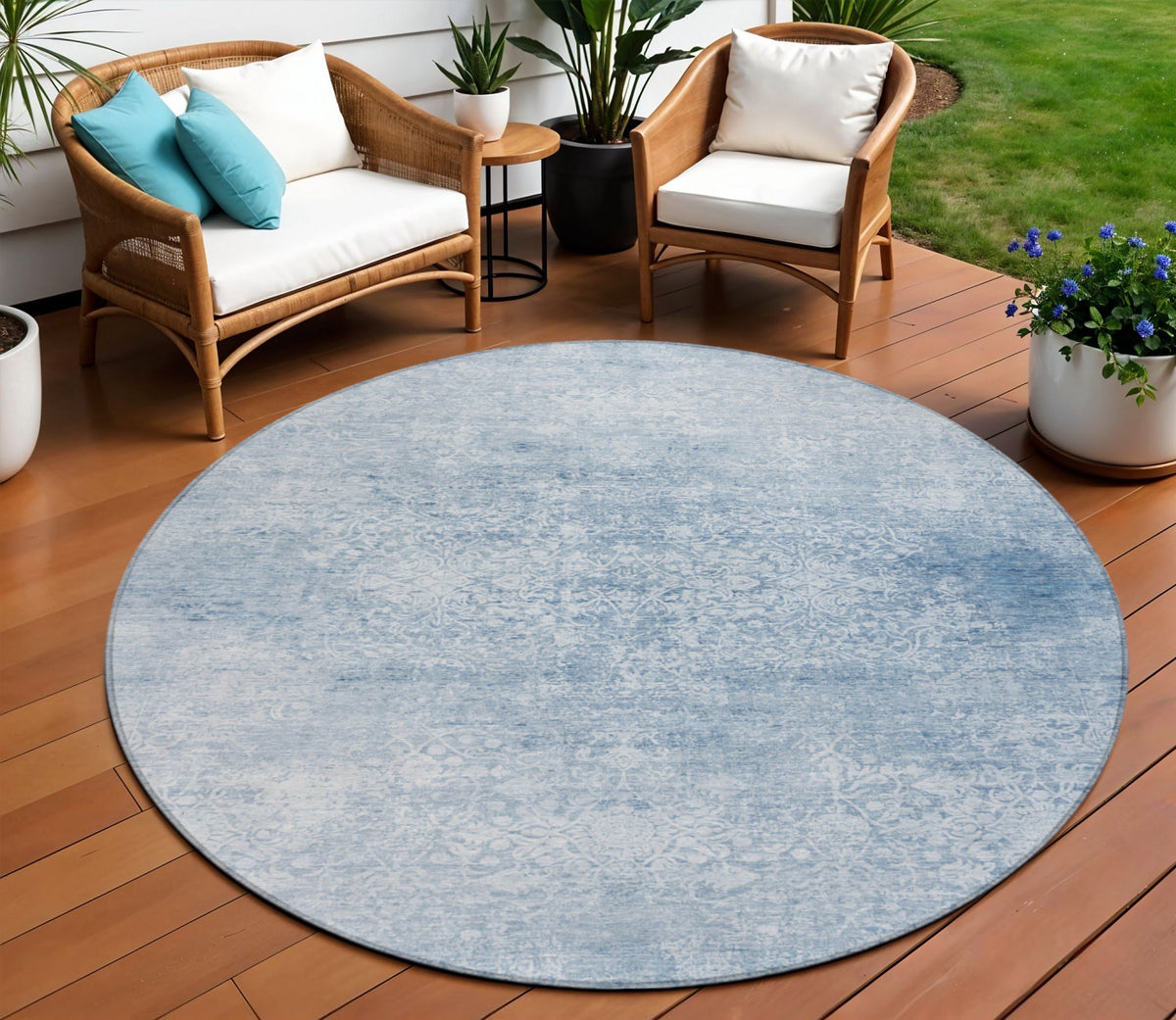 8 Sky Blue And Ivory Round Floral Medallion Washable Indoor Outdoor Area Rug