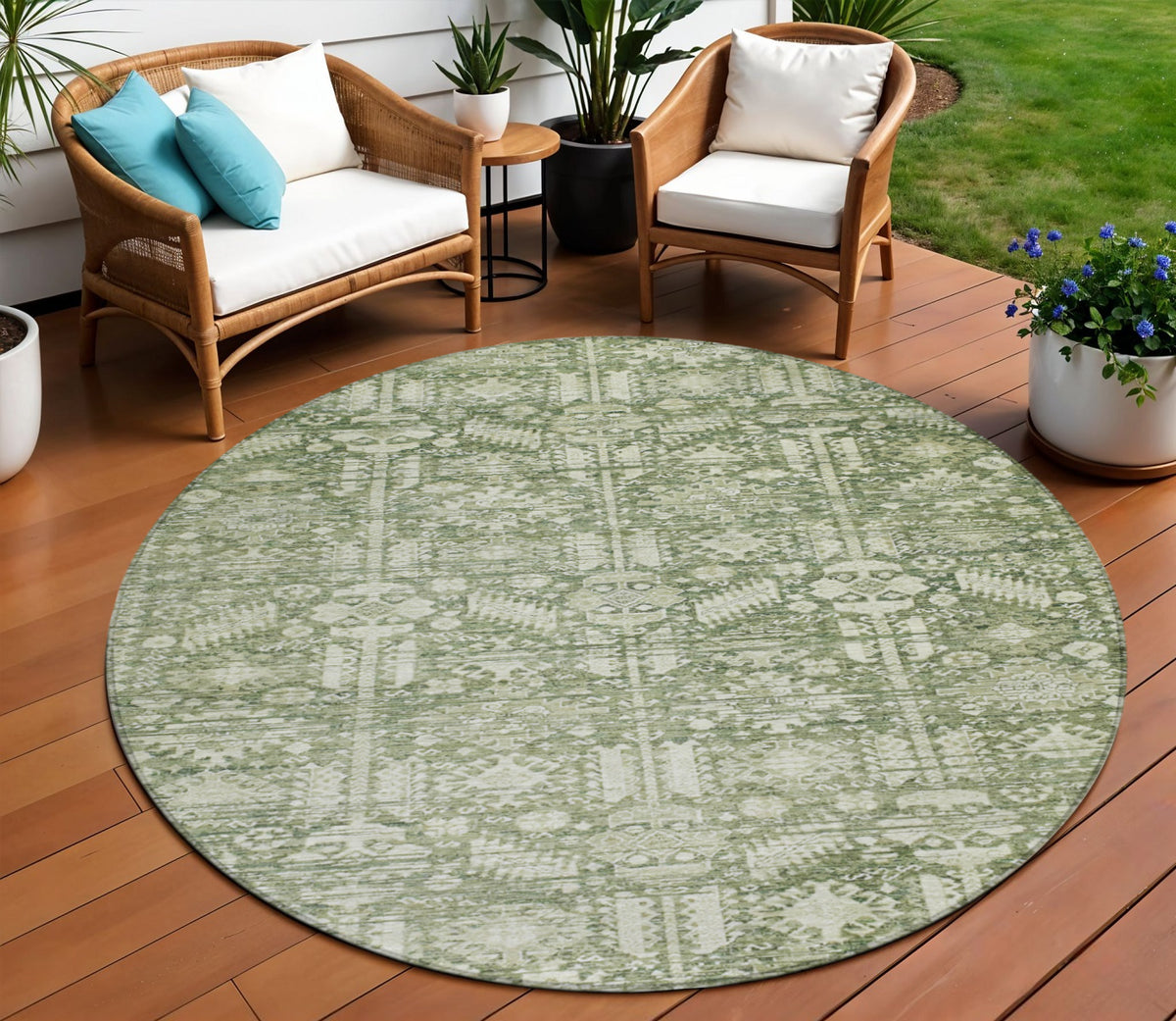 8 Artichoke Green And Ivory Round Tribal Washable Indoor Outdoor Area Rug