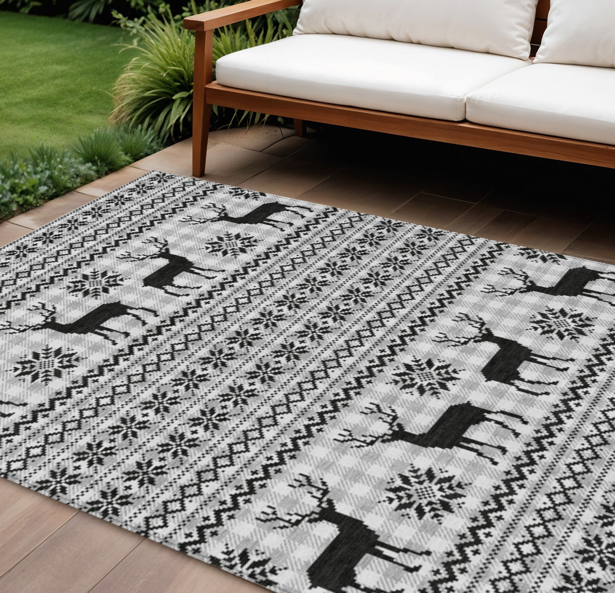 8 X 10 Silver Black And Ivory Deer Washable Indoor Outdoor Area Rug