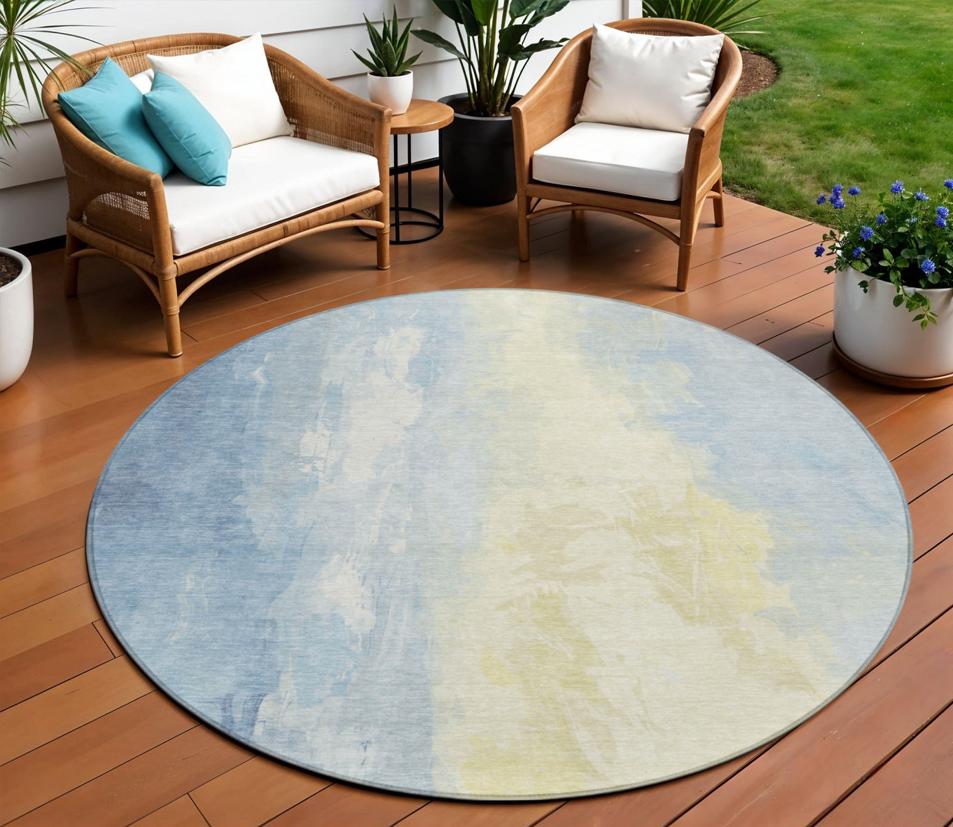 8 Denim Blue And Beige Round Abstract Washable Indoor Outdoor Area Rug