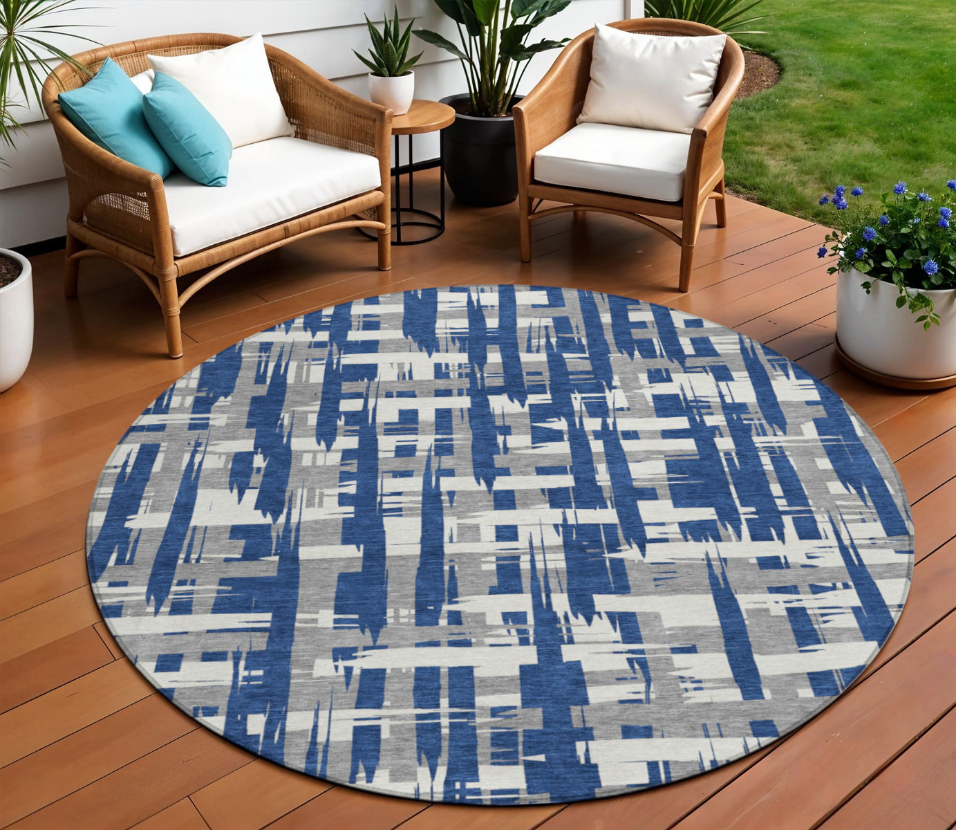 8 Navy Blue Gray And Ivory Round Striped Washable Indoor Outdoor Area Rug