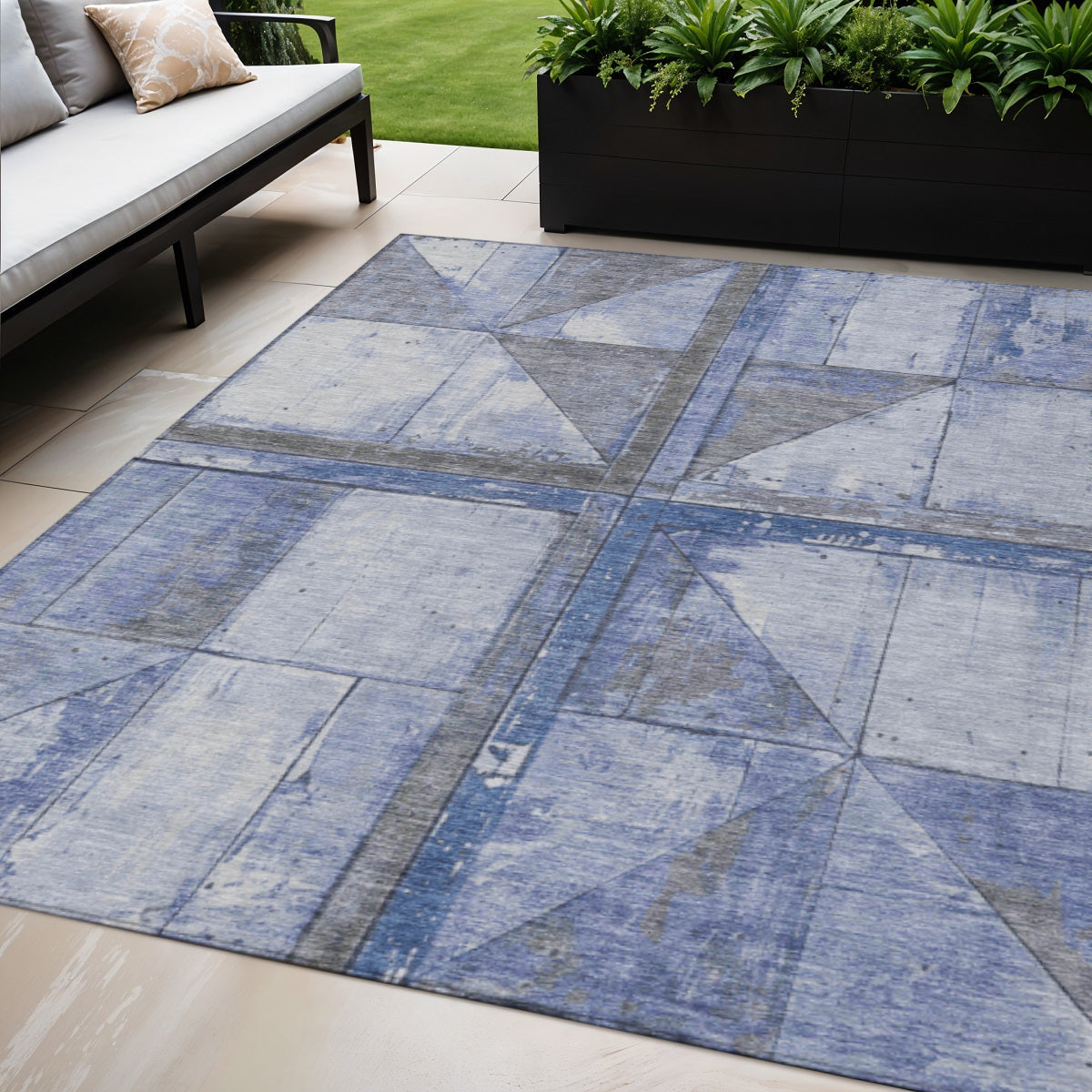 5 X 8 Denim Blue And Gray Geometric Washable Indoor Outdoor Area Rug
