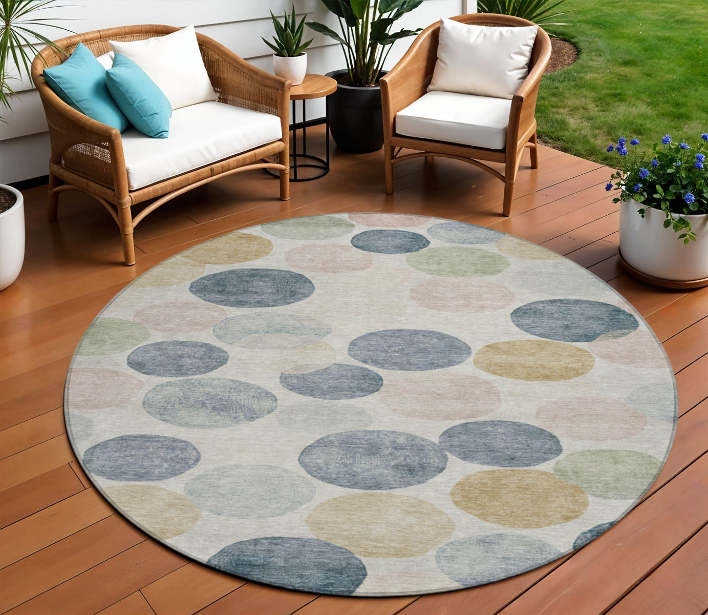 8 Beige Navy Blue And Gold Round Geometric Washable Indoor Outdoor Area Rug